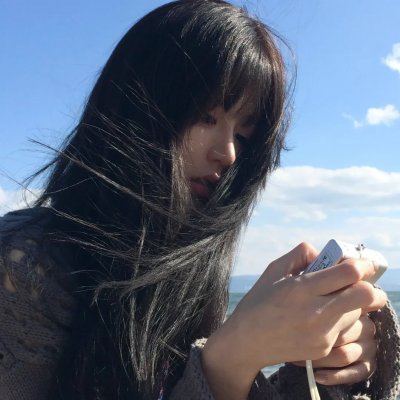 在咖啡冷掉之前